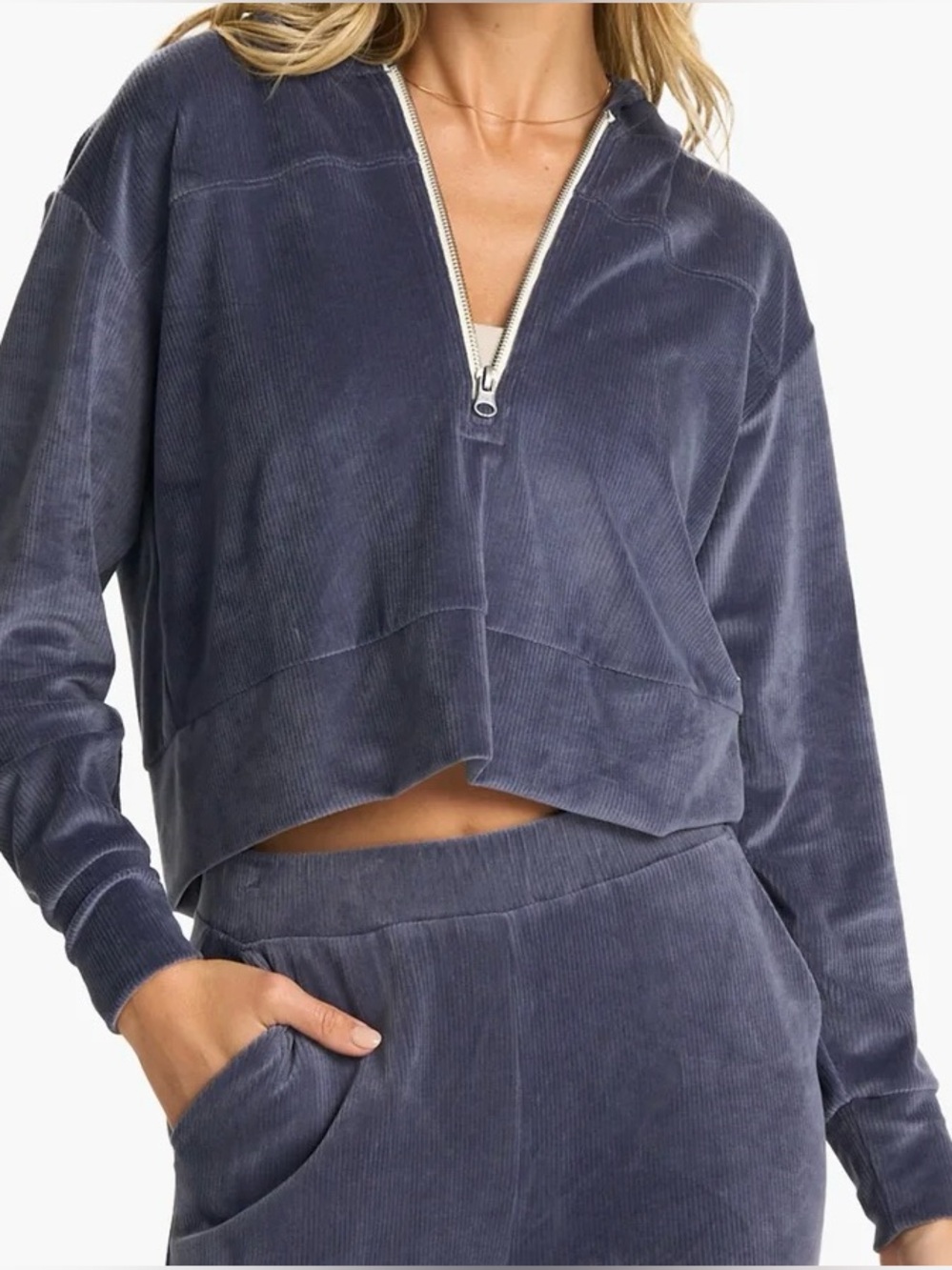 New With Tags 🏷️ Vuori Haven Half Zip Pullover Azure Women’s Large 🏷️ NWT